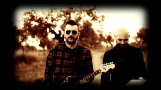 Night Resident – Bright Red Eyes